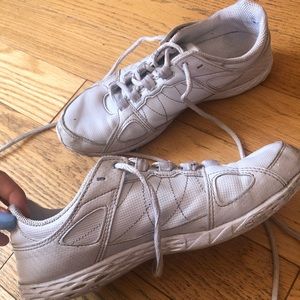 Cheer sneakers Nfinity